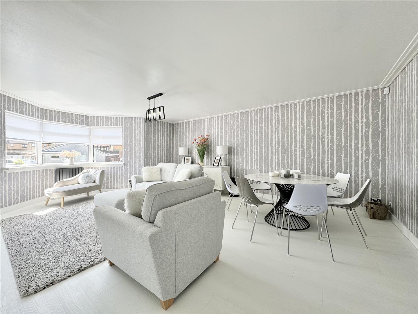 Ayr Drive, Airdrie Residence Estate Agents